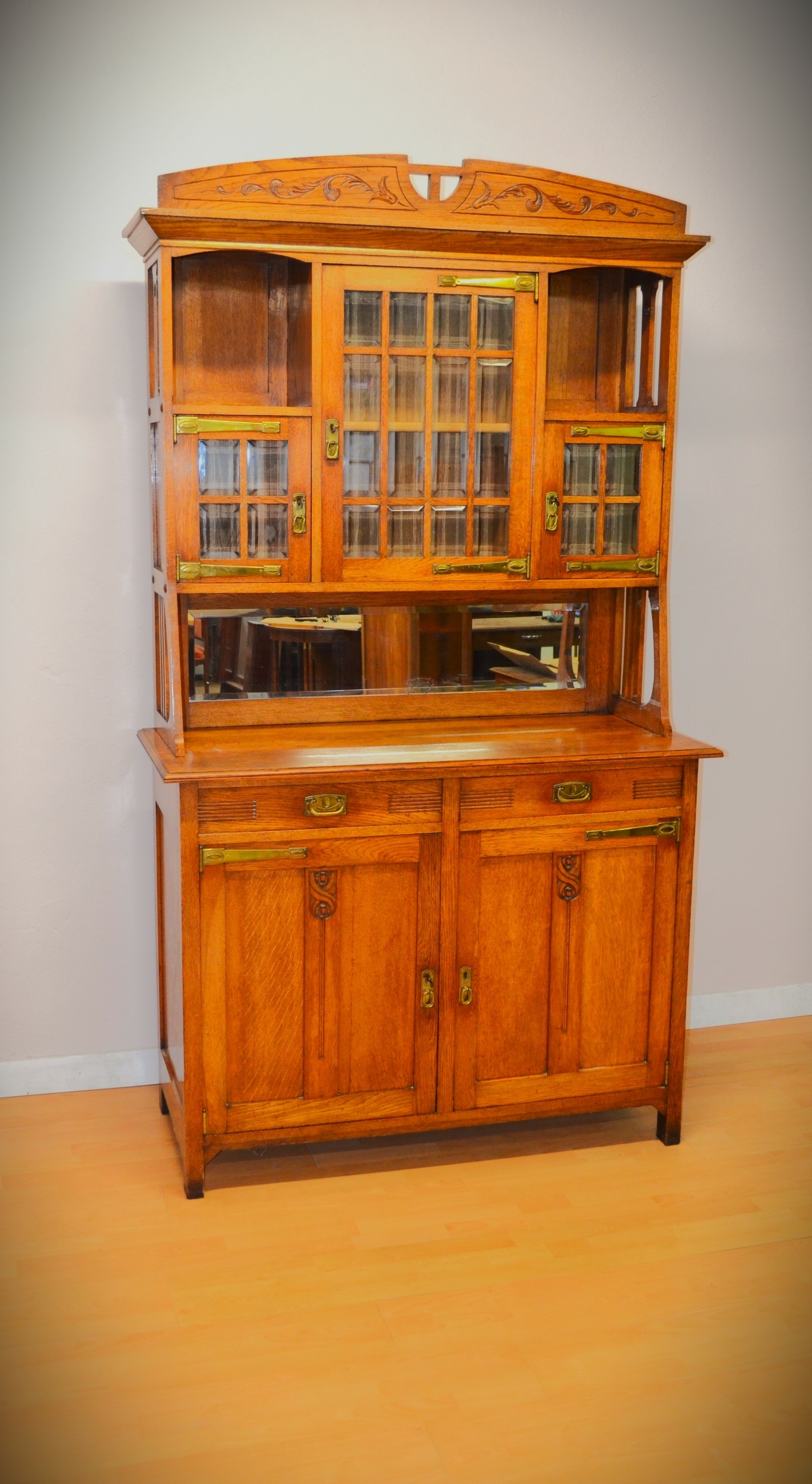 Buffet Art Nouveau style Art &amp; Craft - Galerie Georgette Antiquités Art Nouveau-