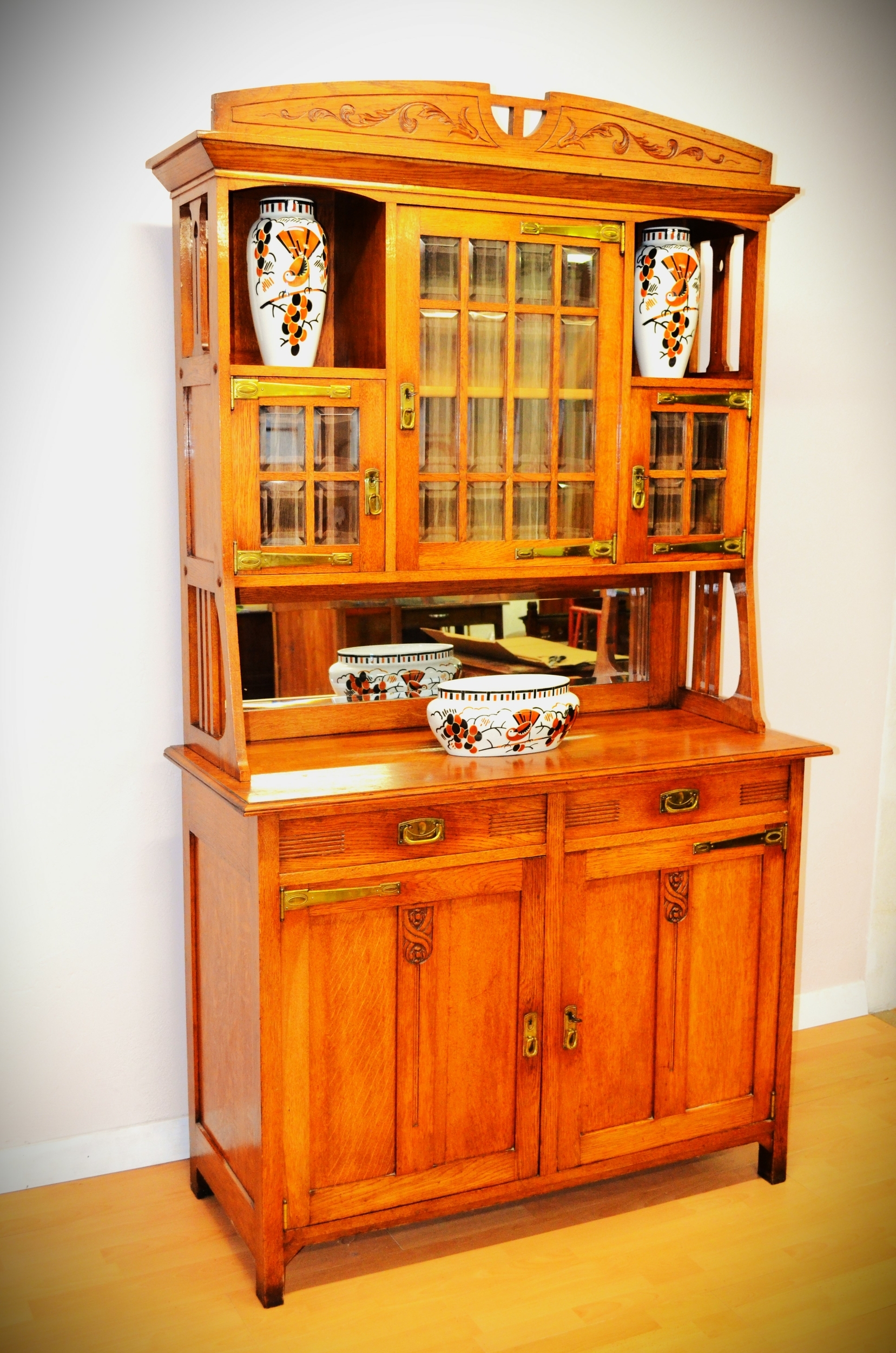 Buffet Art Nouveau style Art &amp; Craft - chêne - Galerie Georgette Antiquités Art Nouveau-