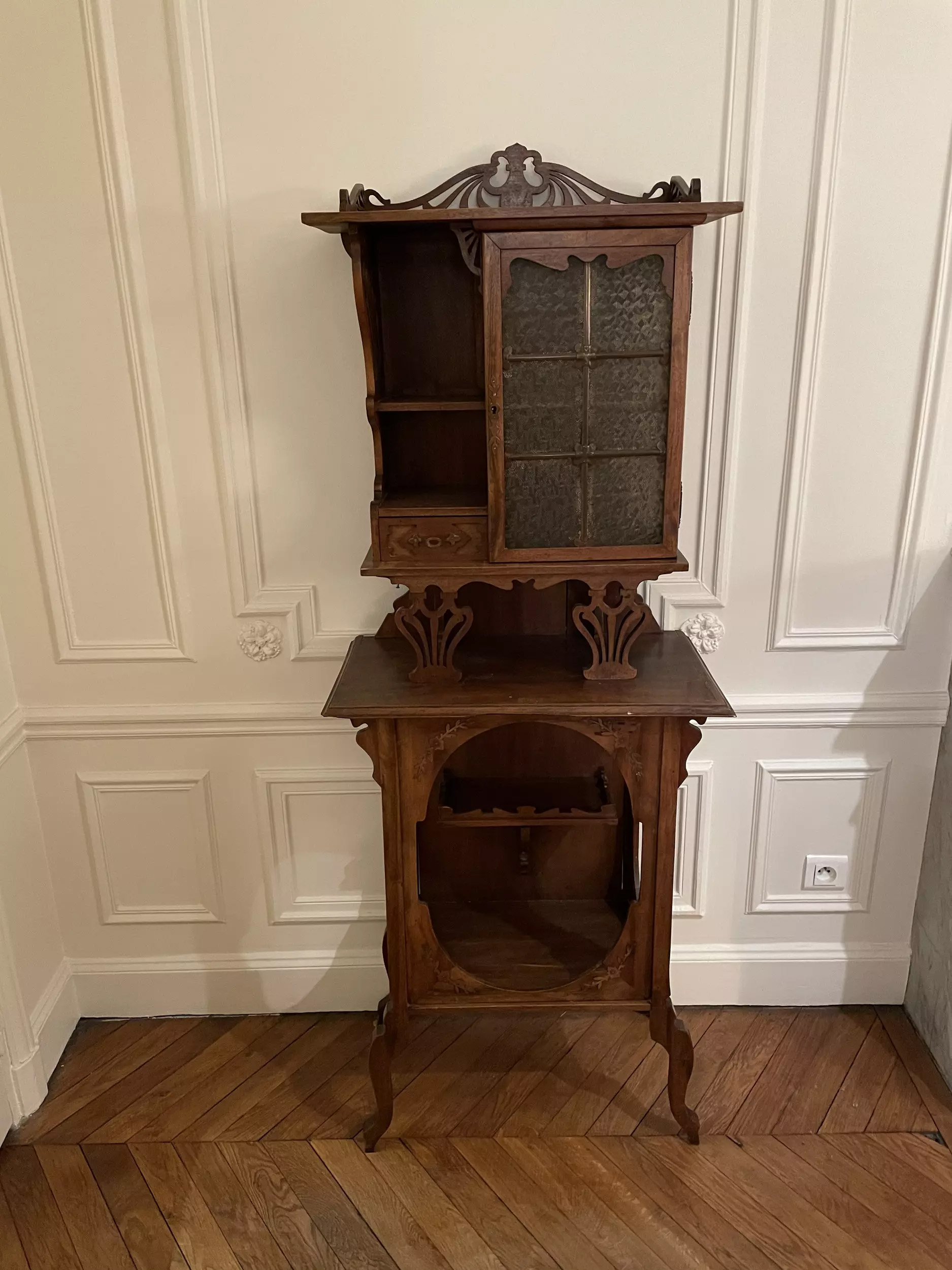 Vitrine Art Nouveau - Galerie Georgette Antiquités Art Nouveau