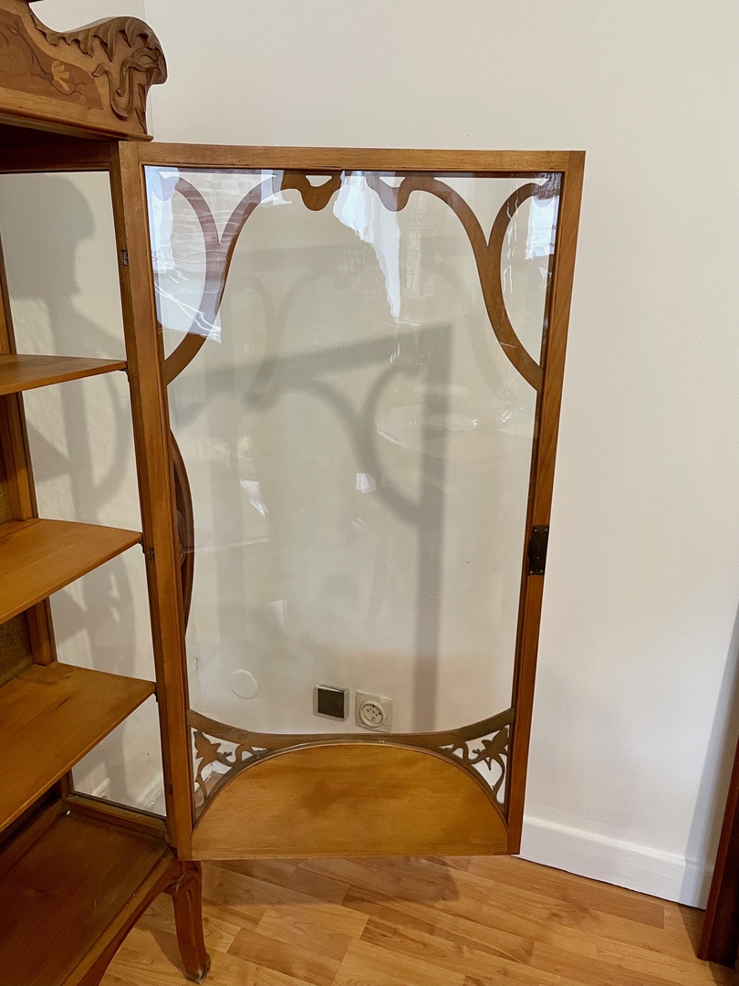 Vitrine Art Nouveau Ecole de Nancy porte vitrée façade - Galerie Georgette Antiquités Art Nouveau