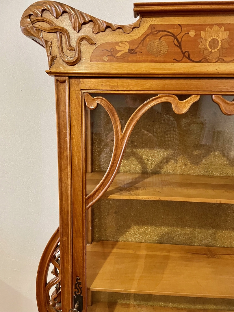 Vitrine Art Nouveau Ecole de Nancy vitrées 3 faces - Galerie Georgette Antiquités Art Nouveau