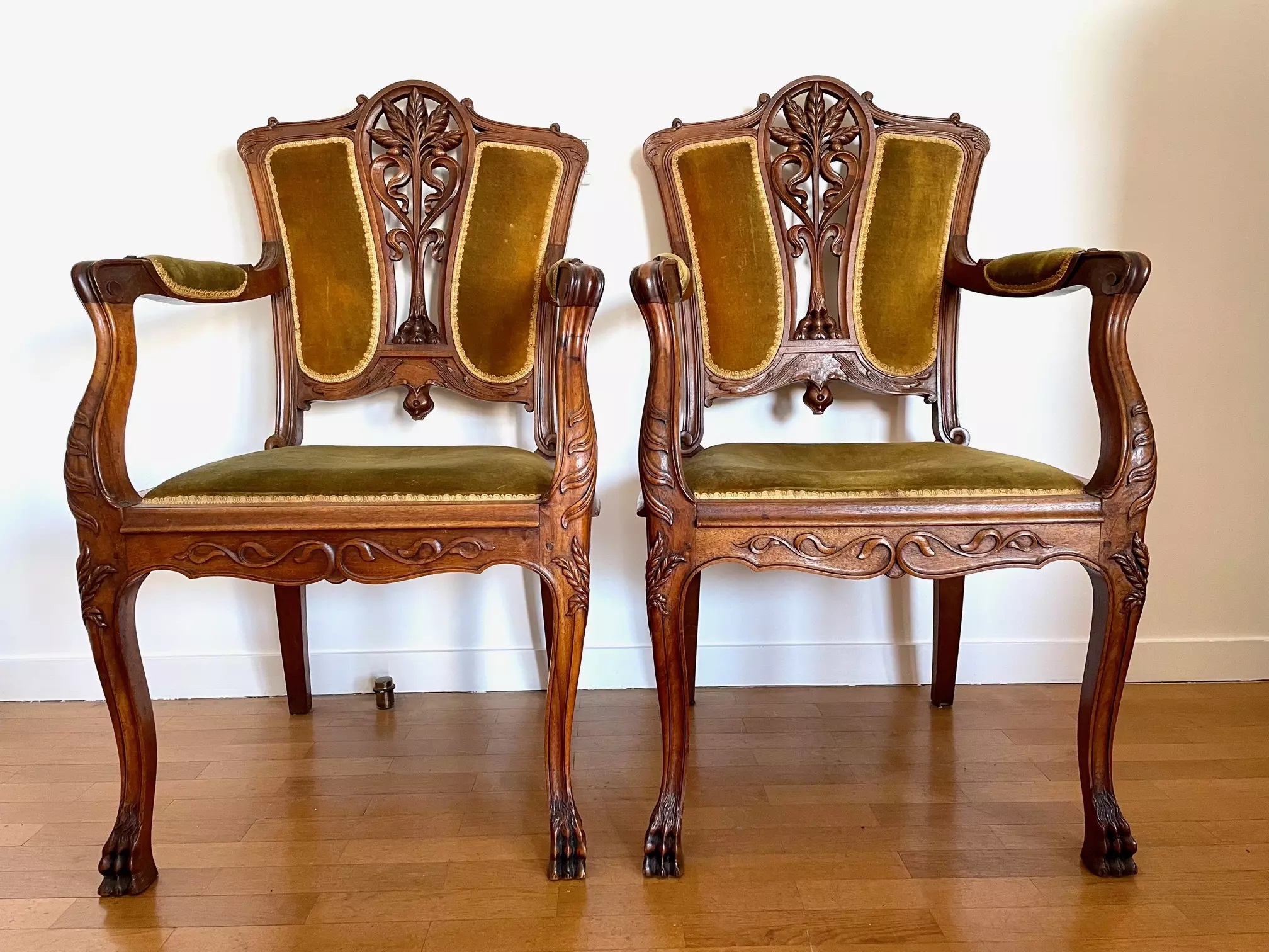 Fauteuils Art Nouveau-feuillages-Galerie Georgette specialiste Art Nouveau