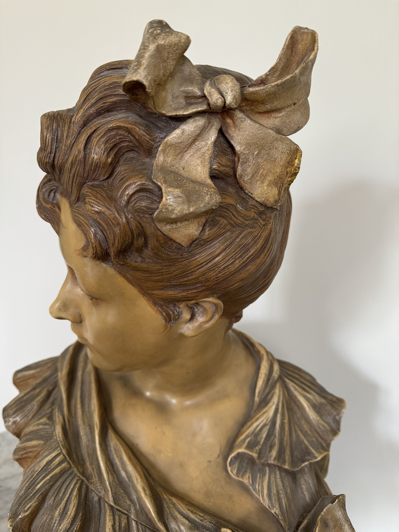 Buste Femme Goldscheider très bon état - Galerie Georgette Antiqué Art Nouveau