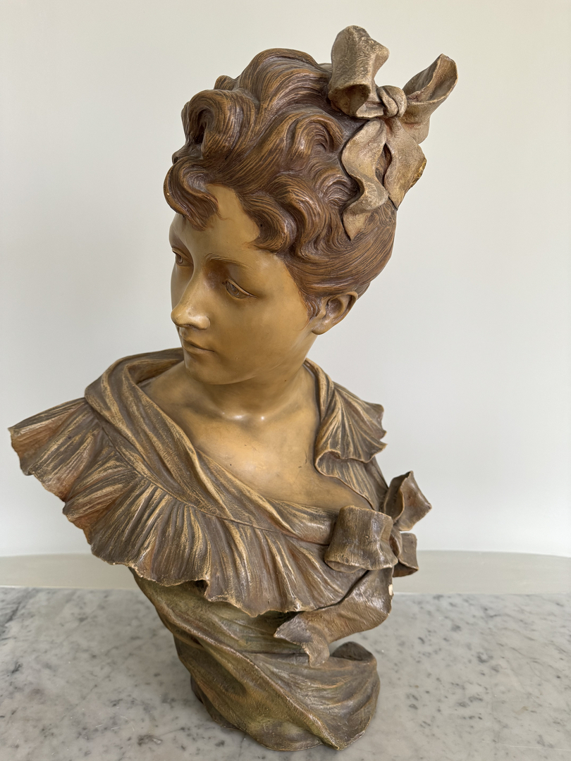 Buste Femme signature Goldscheider - Galerie Georgette Antiqué Art Nouveau