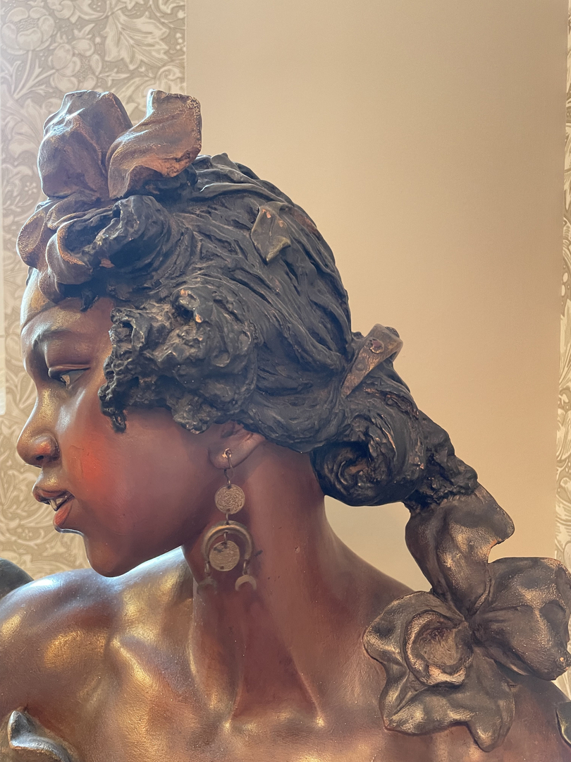 Buste Femme Maure Goldscheider Ecole Autrichienne Très bon état - Galerie Georgette Antiqués Art Nouveau