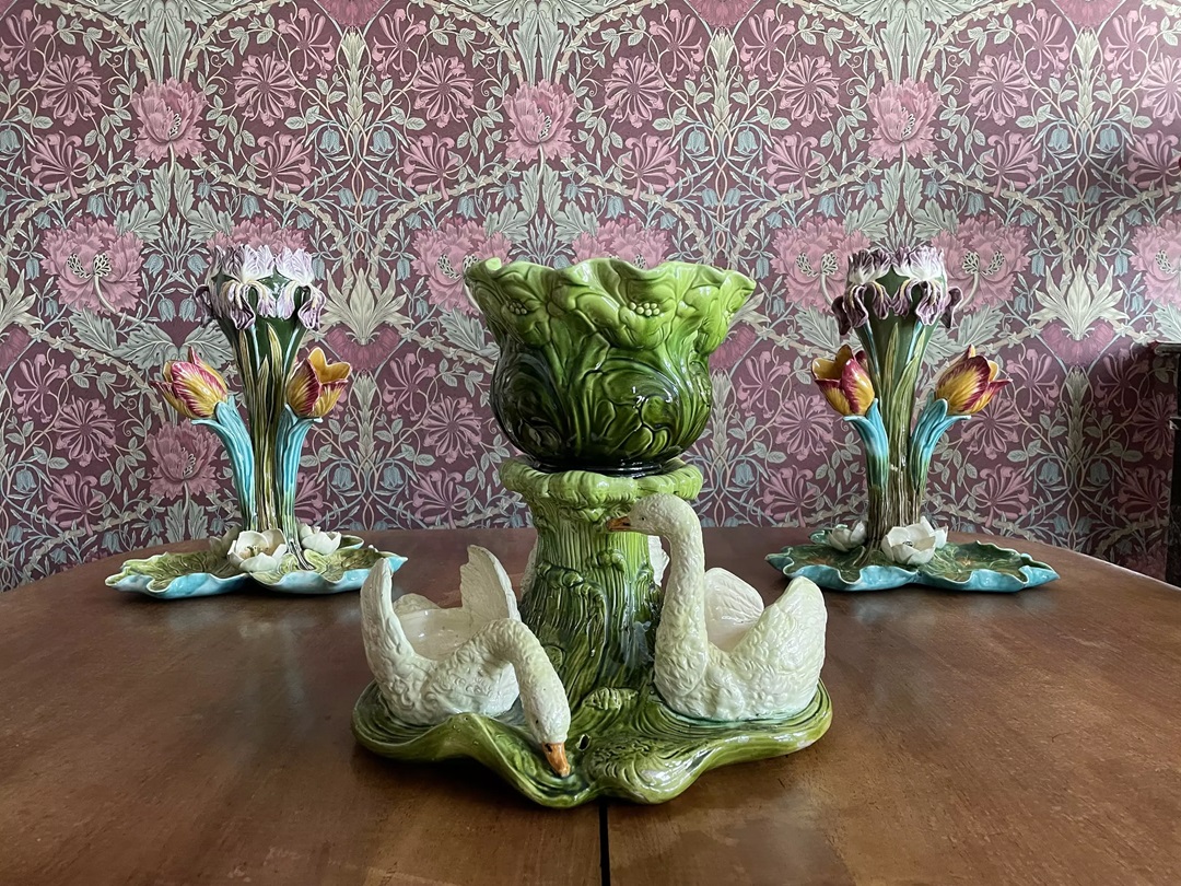 barbotine-art-nouveau-aux-trois-cygnes-galerie-georgette-specialiste-art-nouveau