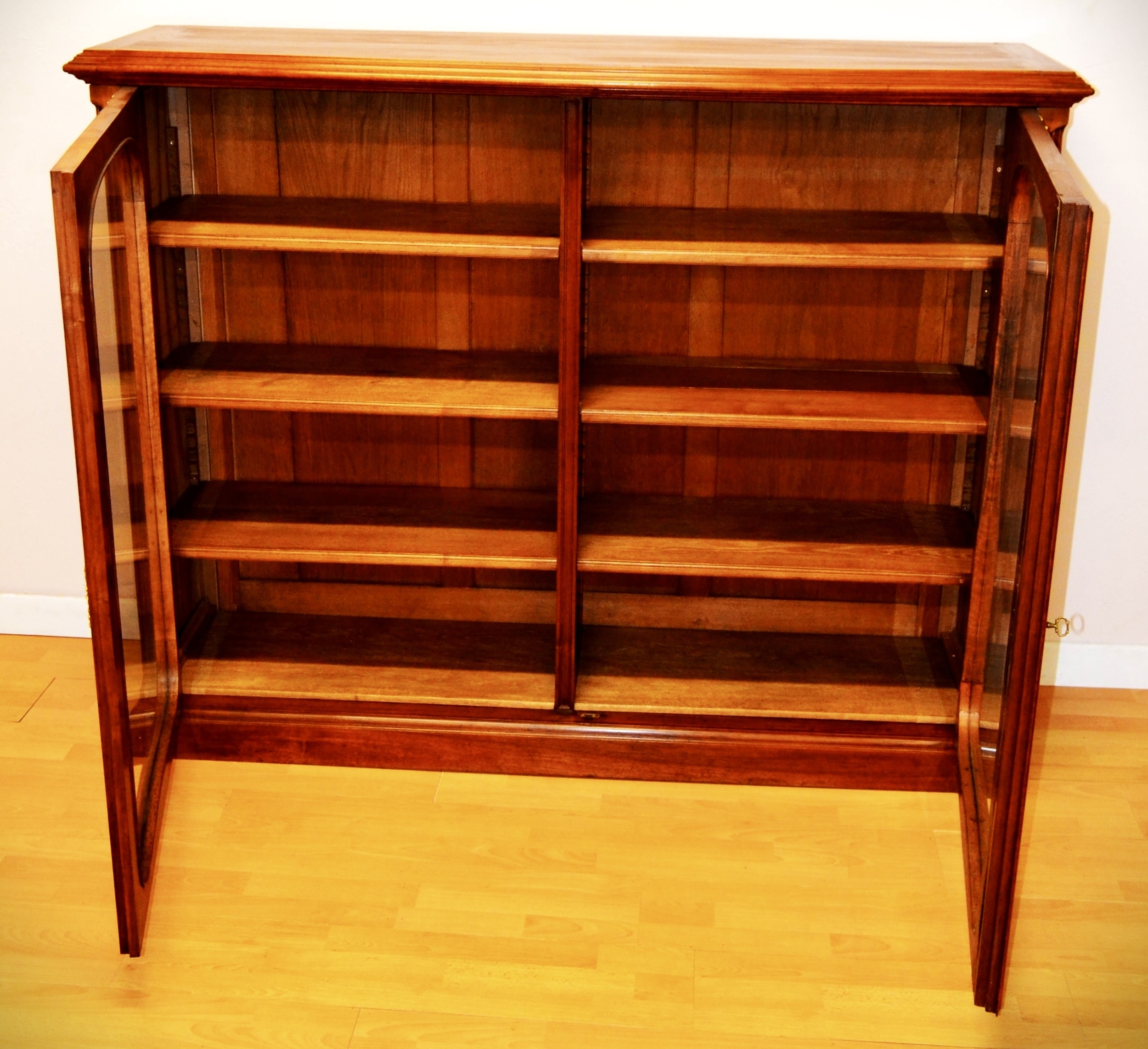 Bibliothèque vitrine Art nouveau type Majorelle 4 étagères - Galerie Georgette - Antiquités Art Nouveau