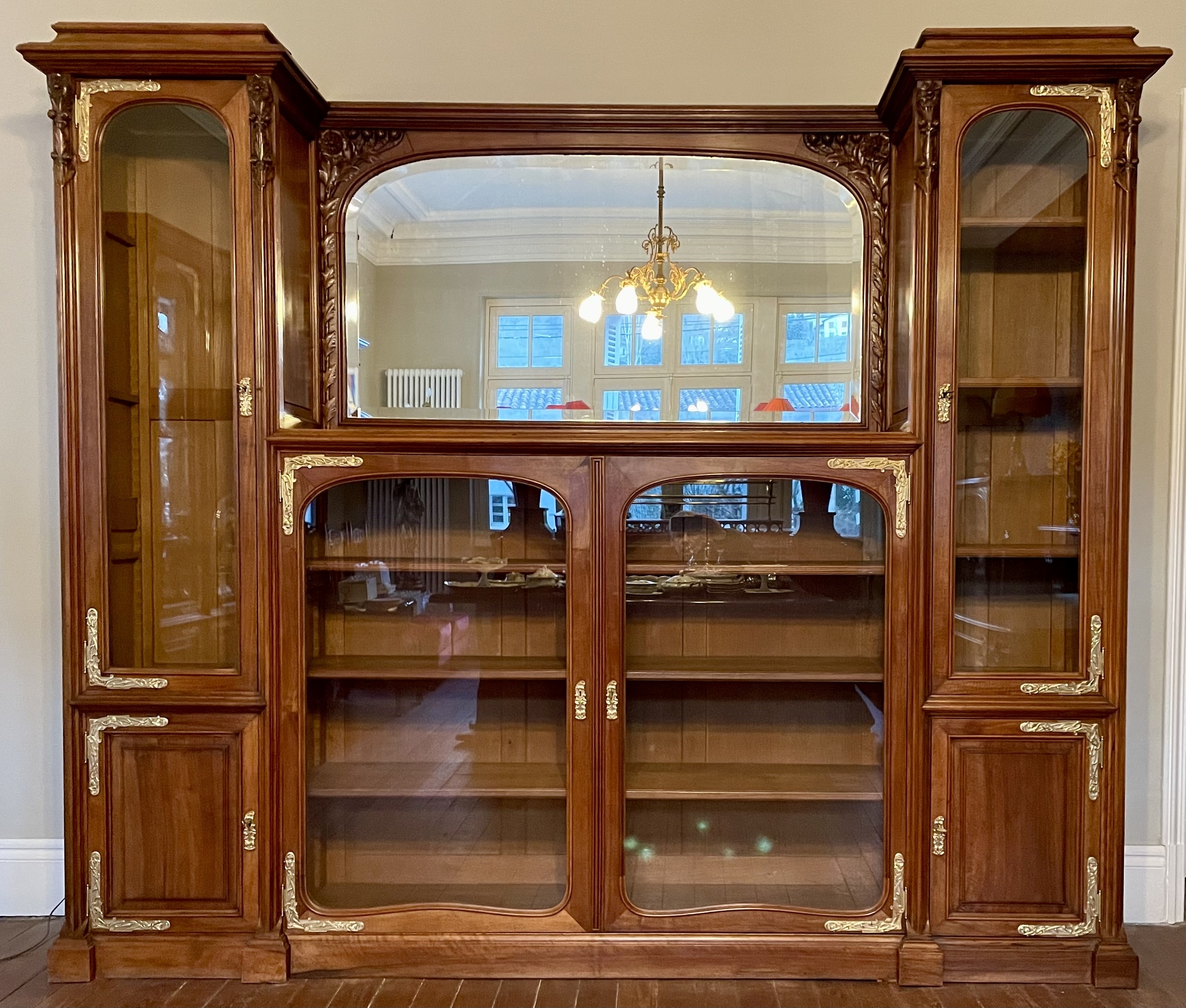 Grande bibliothèque vitrine Art nouveau type Majorelle - Galerie Georgette - Antiquités Art Nouveau