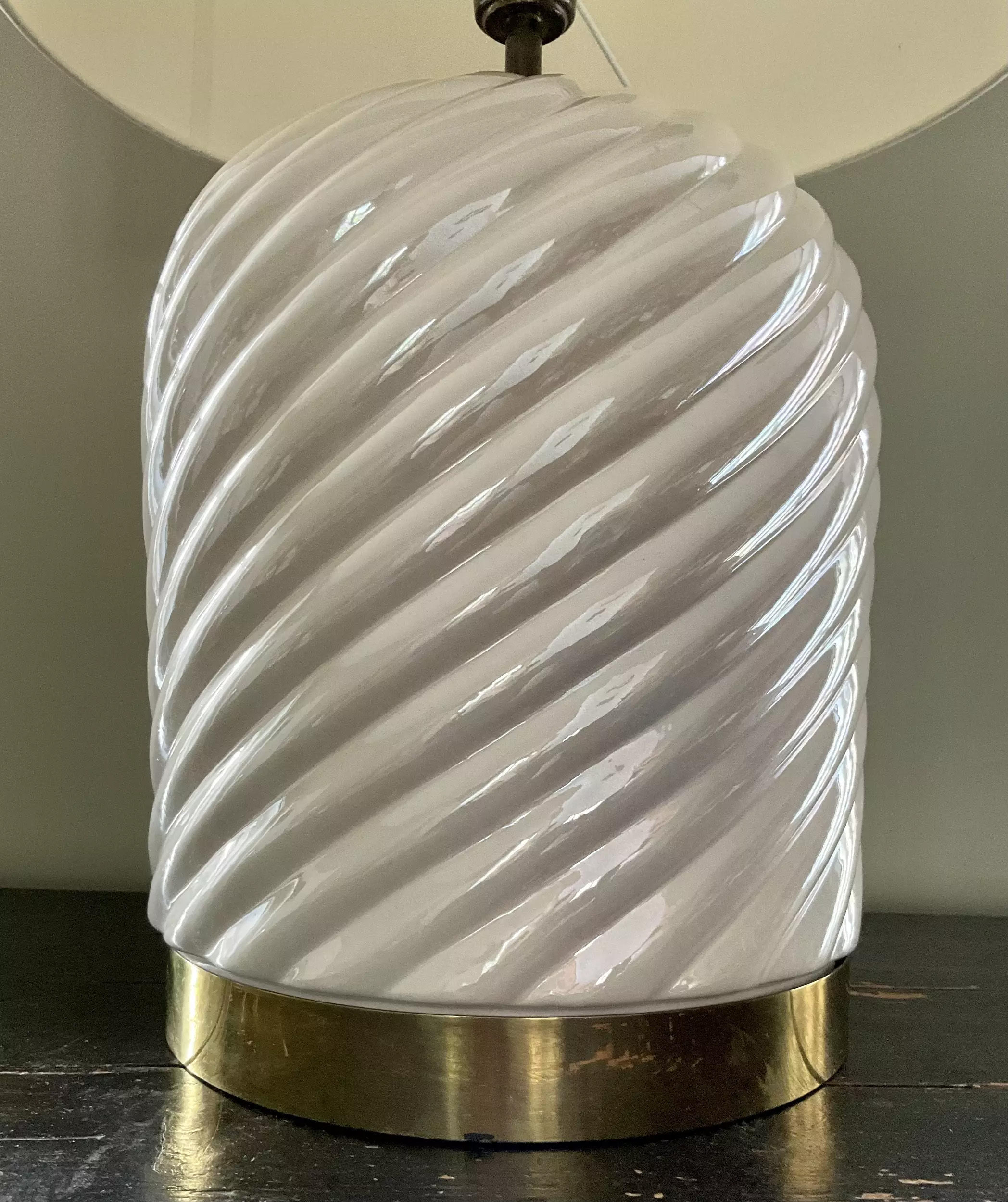 Lampe Tommaso Barbi - Forme cylindrique godronnée - Galerie Georgette