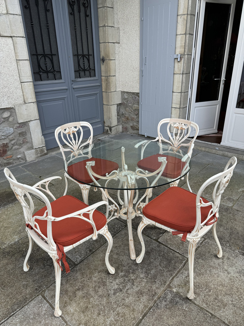 Salon de Jardin Art Nouveau fonte de fer 2 fauteuils 2 chaises 1 table ronde plateau verre - Galerie Georgette