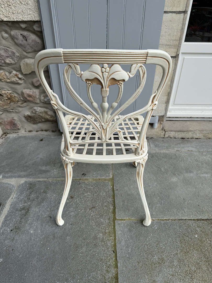Salon de Jardin Art Nouveau fonte de fer laqué beige - Galerie Georgette