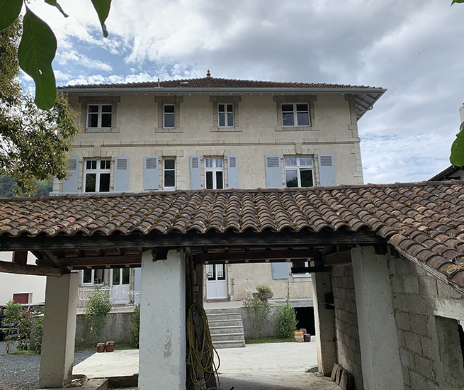 chambres d hotes art nouveau au pays basque villa georgette baigorri maison d hotes art nouveau