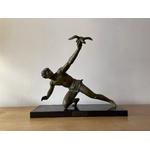 Sculpture chasseur aigle bronze patine verte - Alexandre Kelety - Galerie Georgette