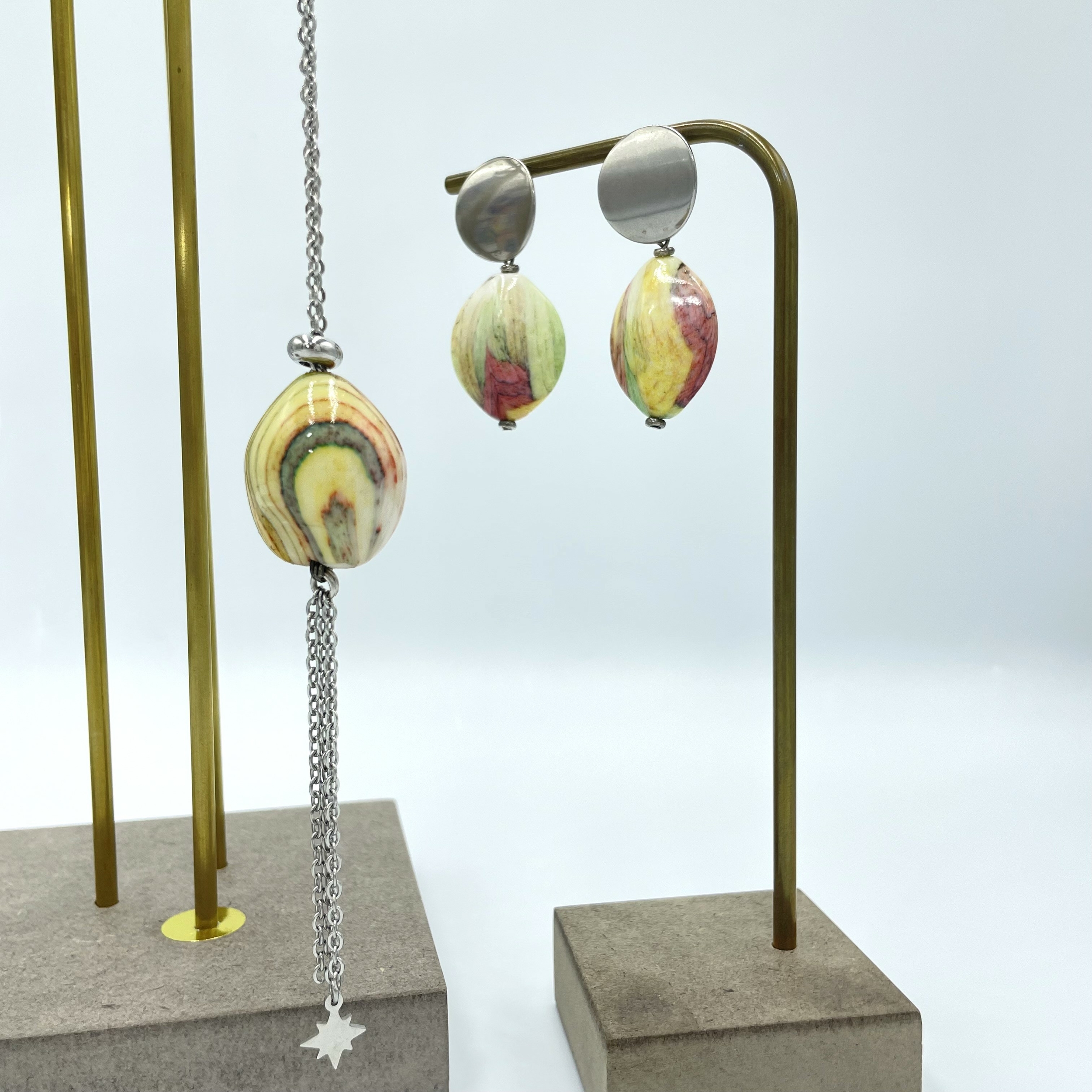 IMG_3408 bo collier acetate verte