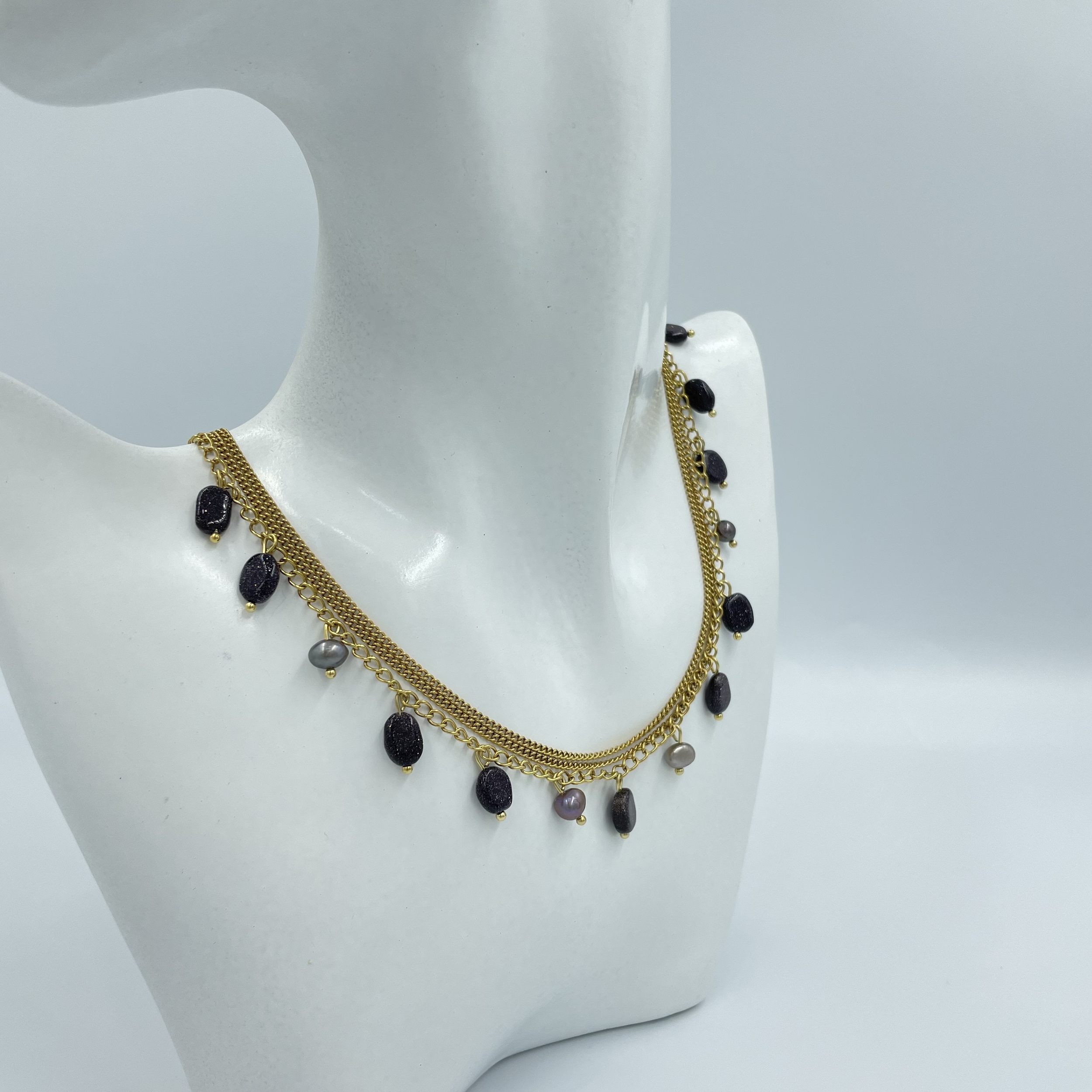 Collier choker multichaine grenat