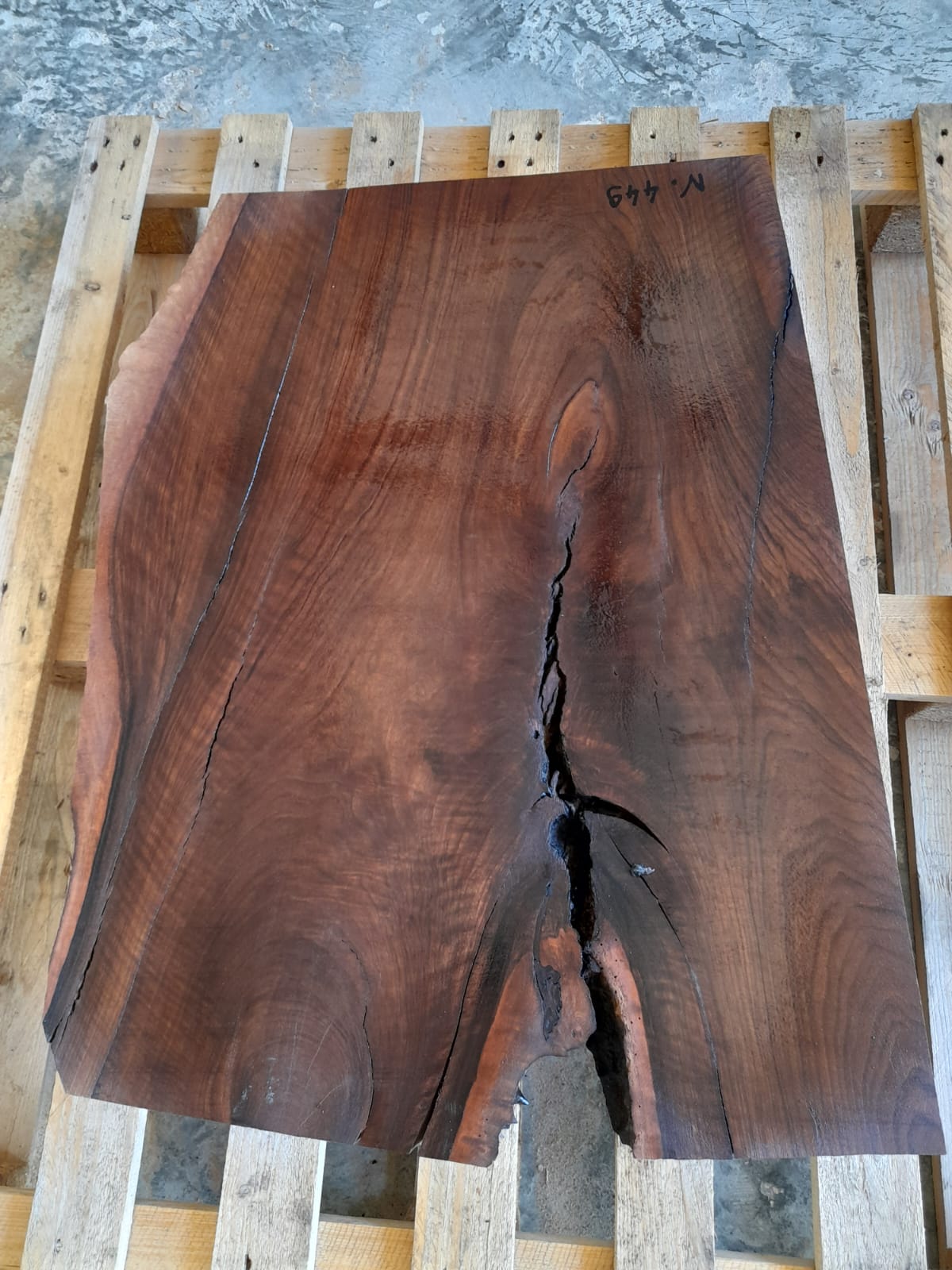 n449  plateau noyer live  edge