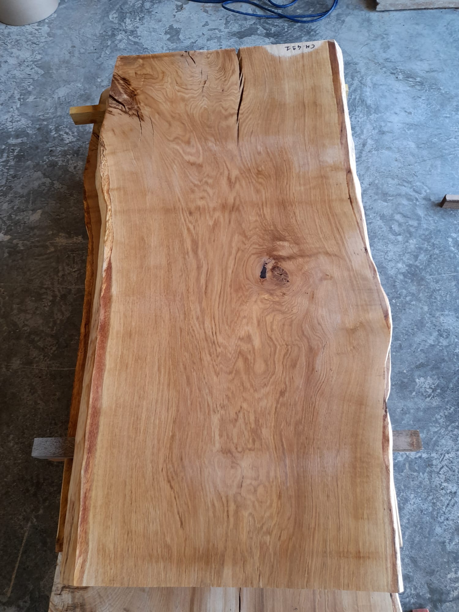 plateau chene live edge ch491
