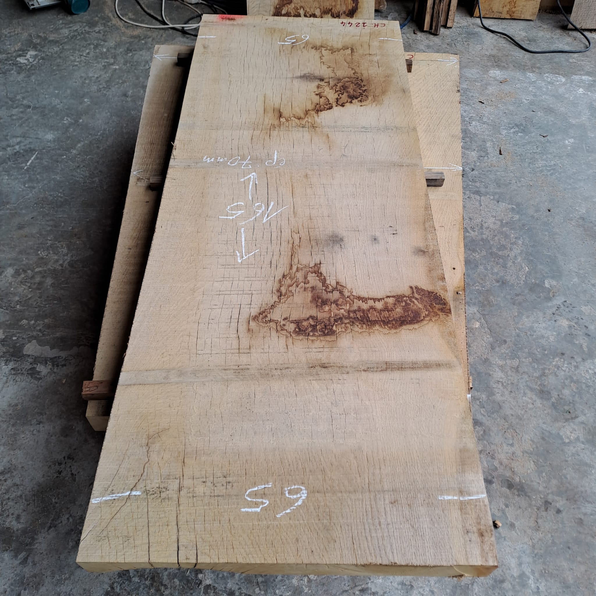 plateau bois brut chên CH 1244
