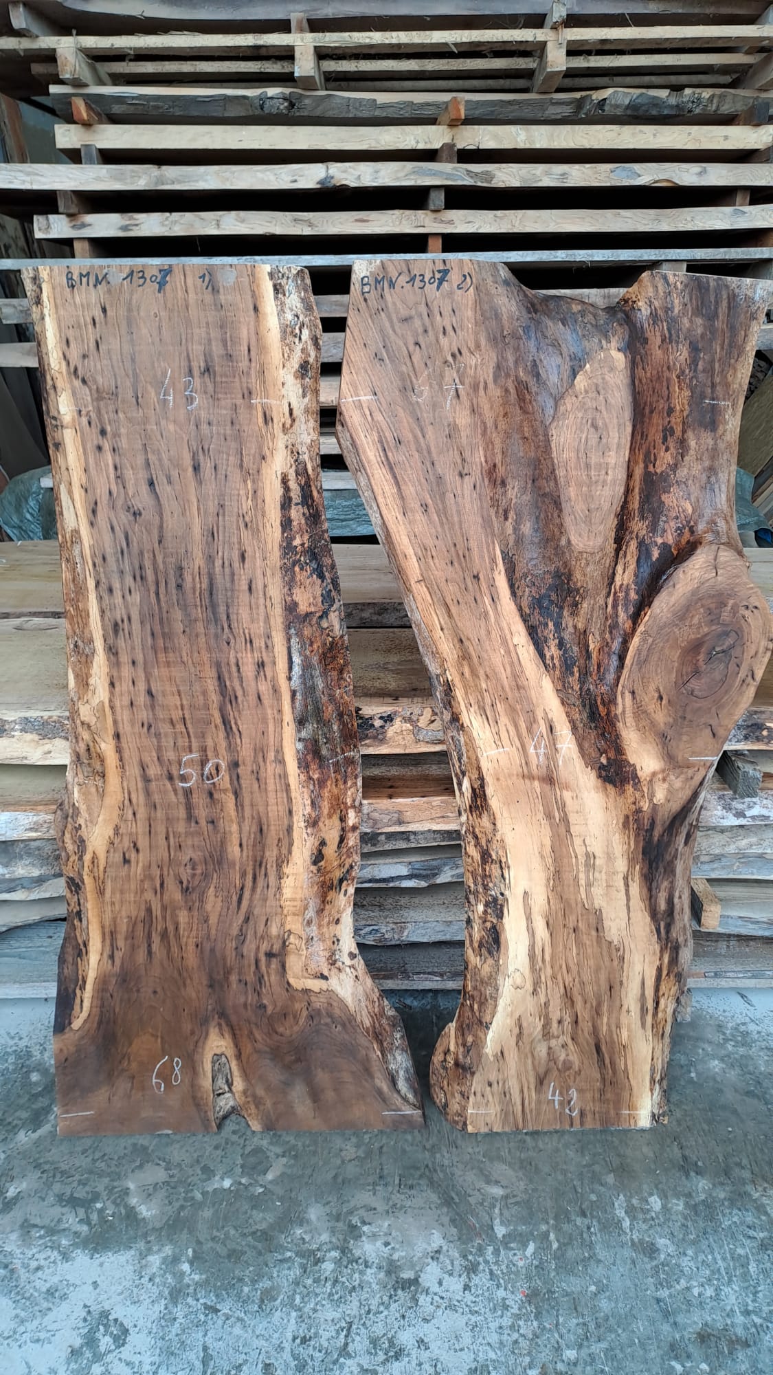 NBM1307 plateau bois noyer