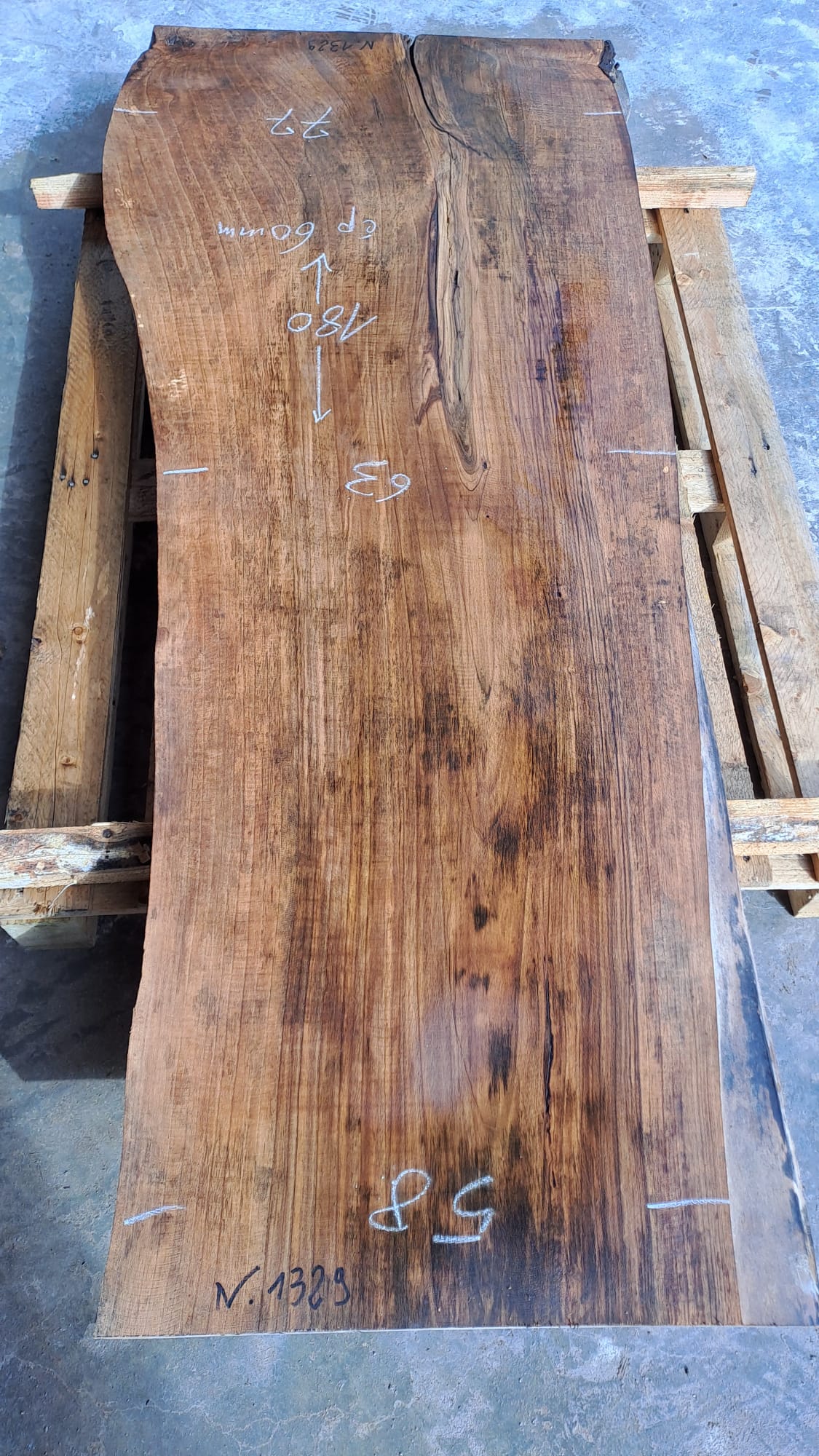 plateau noyer N  1329