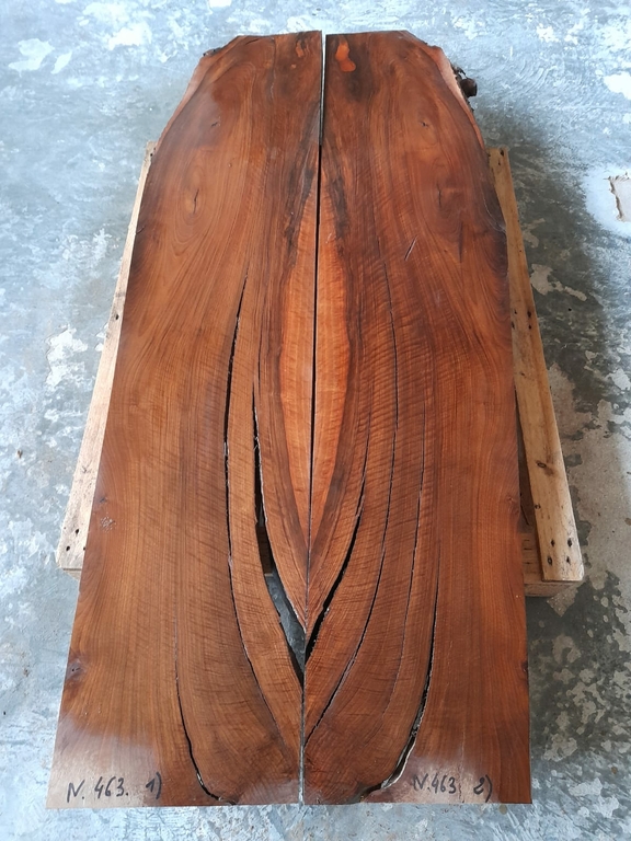 Placage Bois Noyer Satiné (Red Gum) - Feuille 140x15 Cm - Neuf