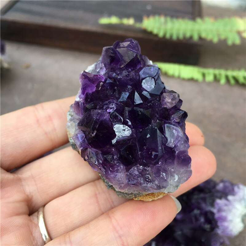 Pierre de Quartz violette irrégulière cristal minéral Minéraux