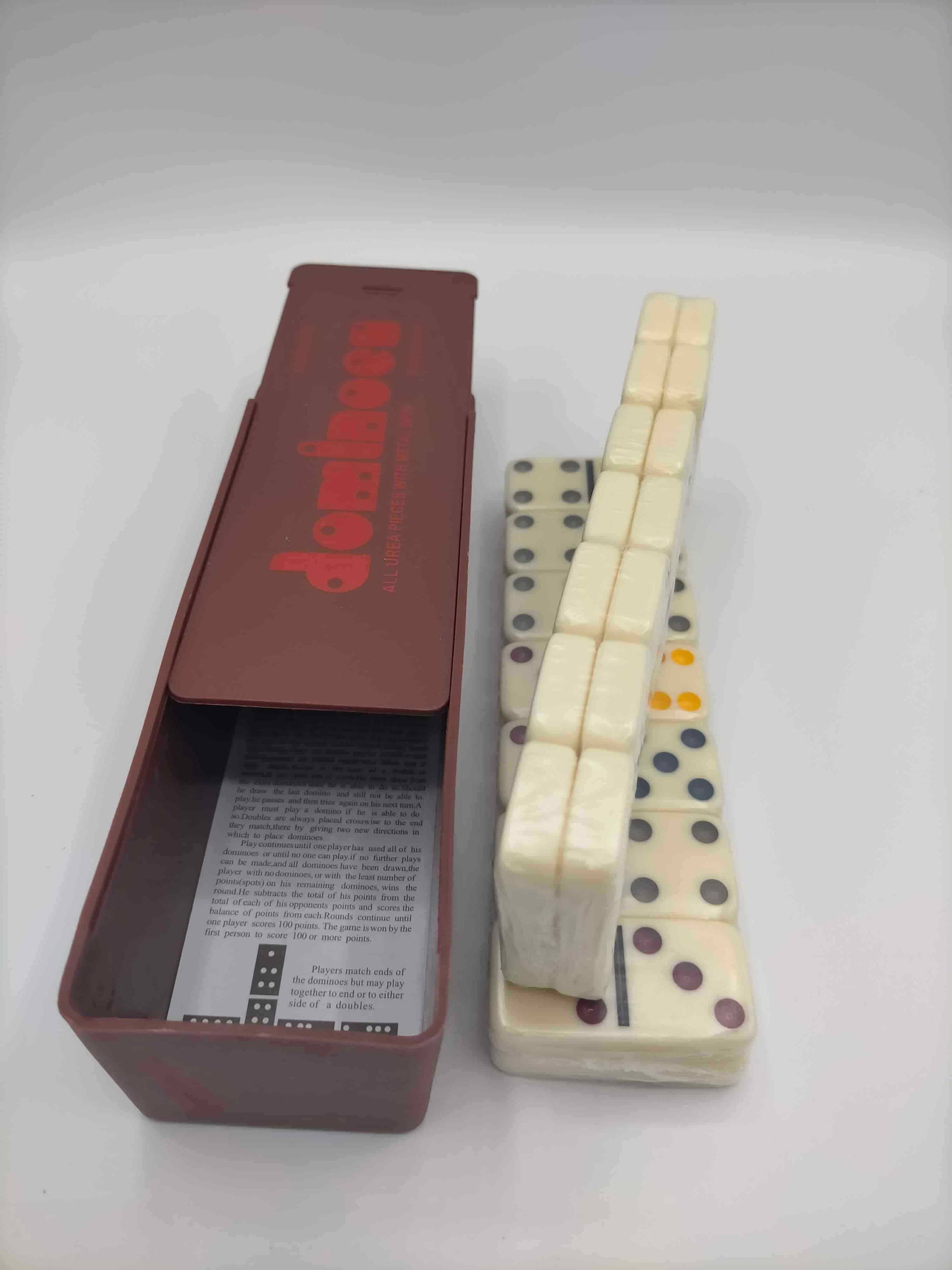 Jeux de domino double six de couleurs de face