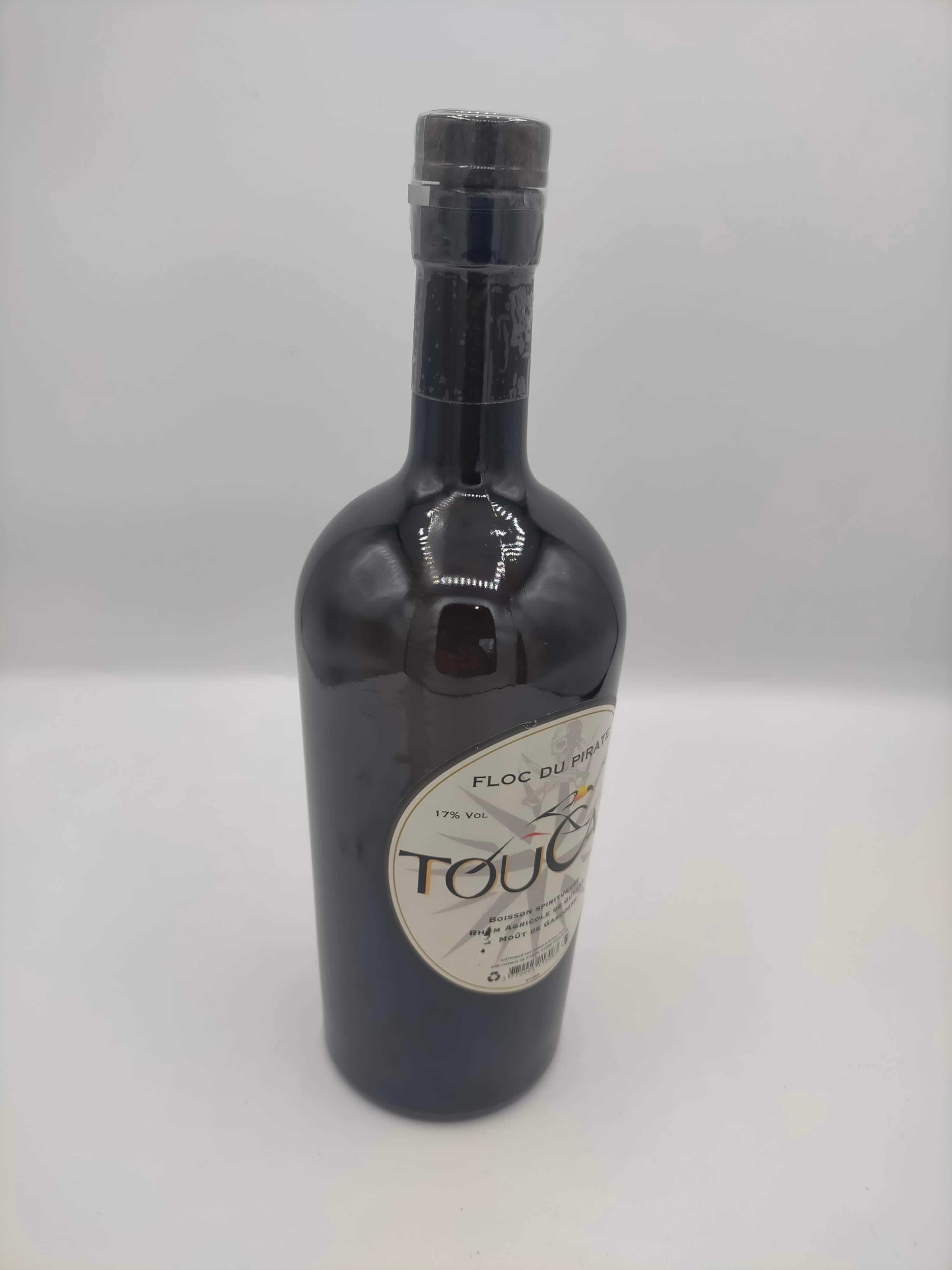 Toucan rhum le floc du pirate