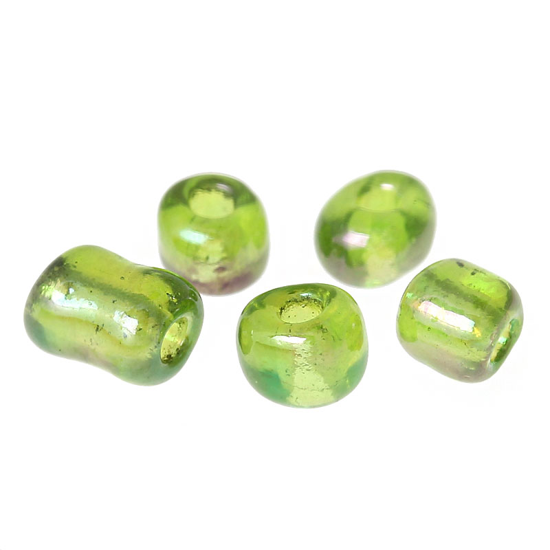 Perles de Rocailles en verre Transparent 4mm Centre Vert clair 20g 6/0 