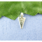 pendentif triangulaire en métal argent vieilli