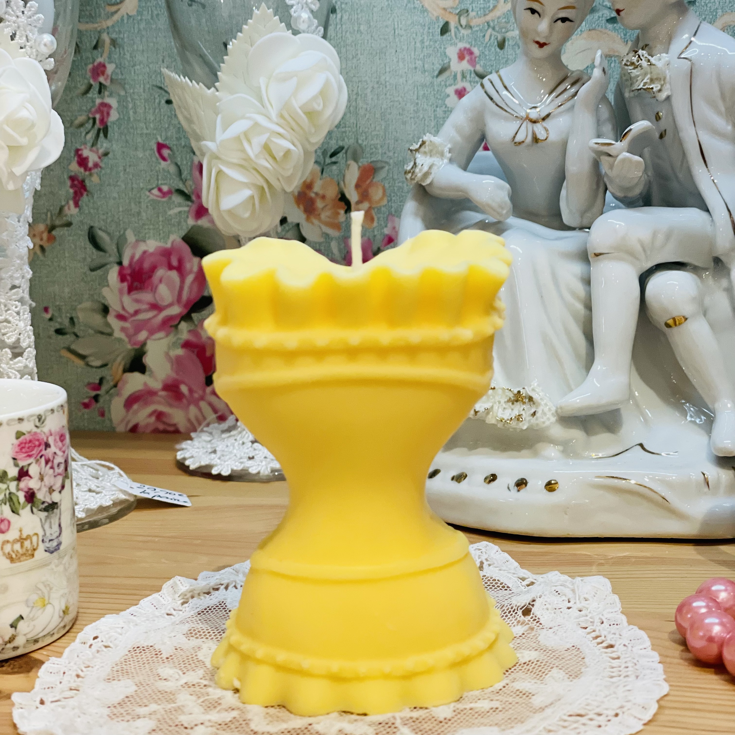 BOUGIE CORSET JAUNE DOS