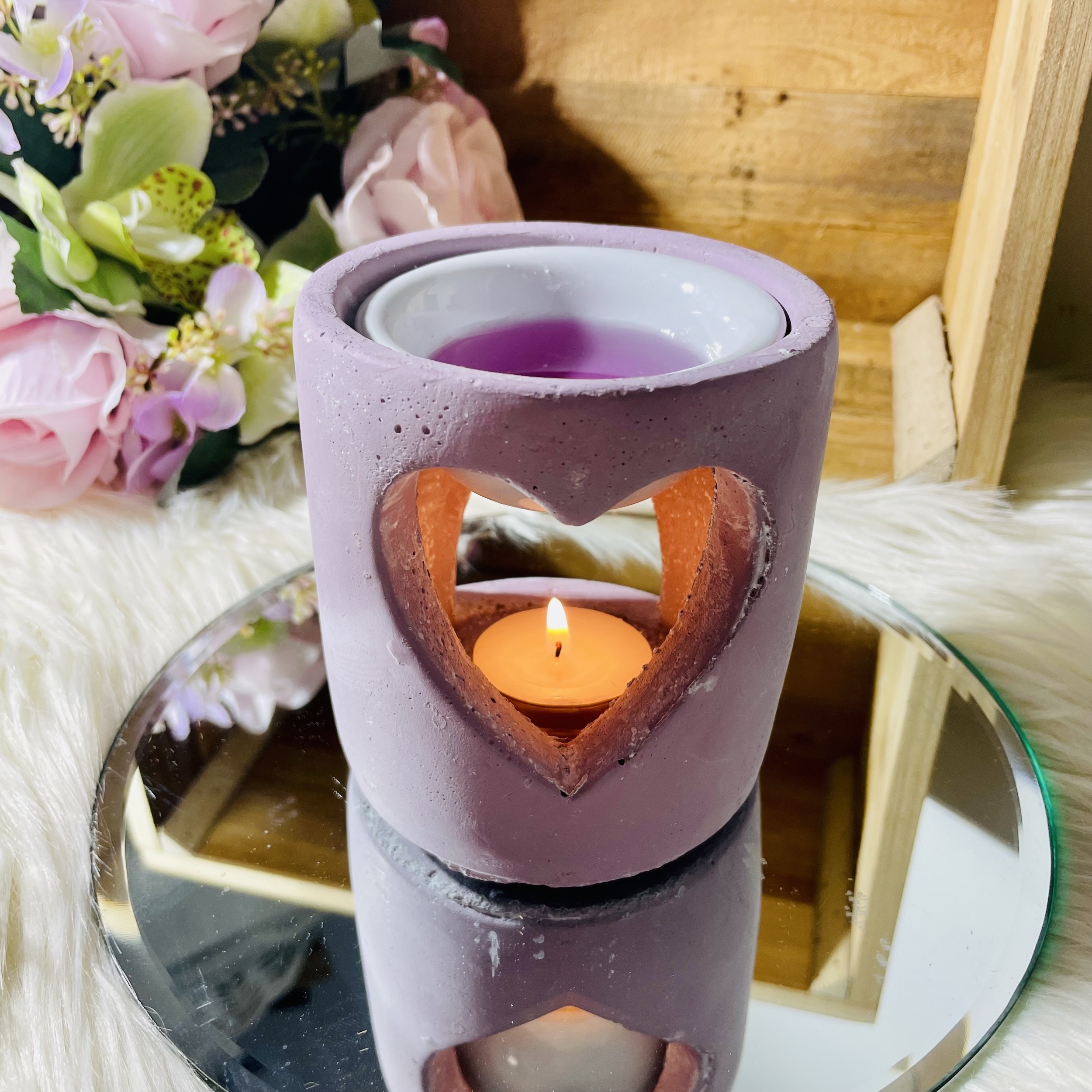 BRULE-PARFUMS COEUR EN BETON COULEUR PARME