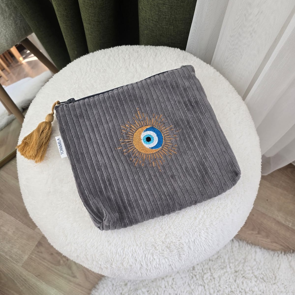 trousse grise velour nazar brodé