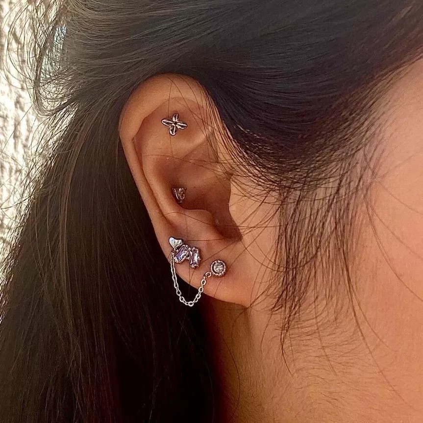 Piercing fleur 2
