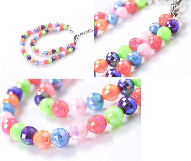 collier-de-perles-multicolores-pour-caniche-1