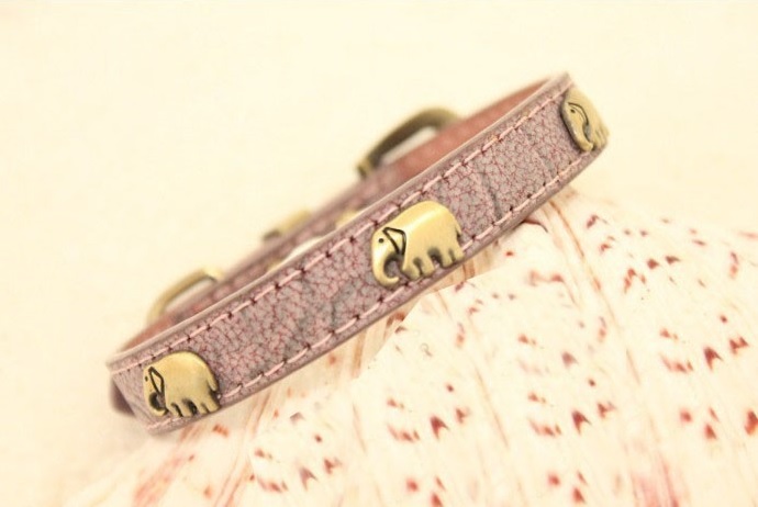 collier éléphant rose pour chien