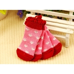 chaussette rose coeur pour chien 3