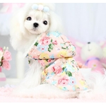 manteau rose a fleurs pour chien