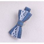 barrette pour chien en jean clair et dentelle blanche