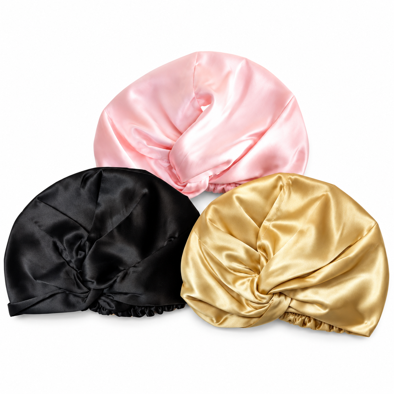 Trois bonnets de nuit en satin