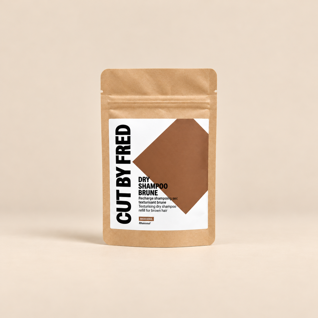 Sachet CUT BY FRED sur fond beige