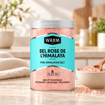 Sel rose de l’Himalaya en cuisine lumineuse