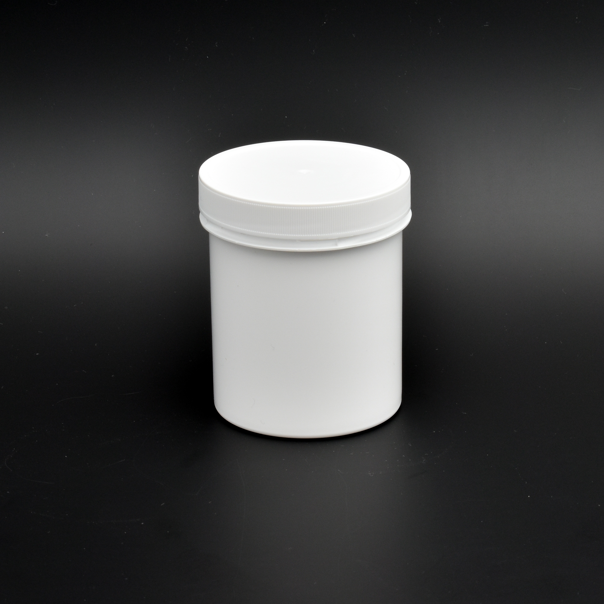 Pot plastique blanc 100 ml rigide type pommadier avec couvercle vissant sécurisé