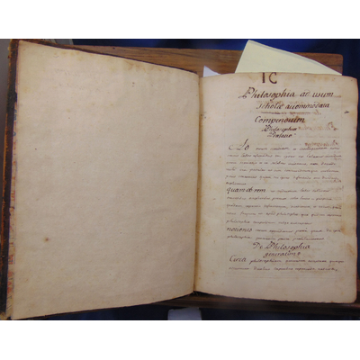 : rare MANUSCRIT  Latin :  PHILISOPHIA 1718 1719 La philosophie adaptée à l'usage de l'école...