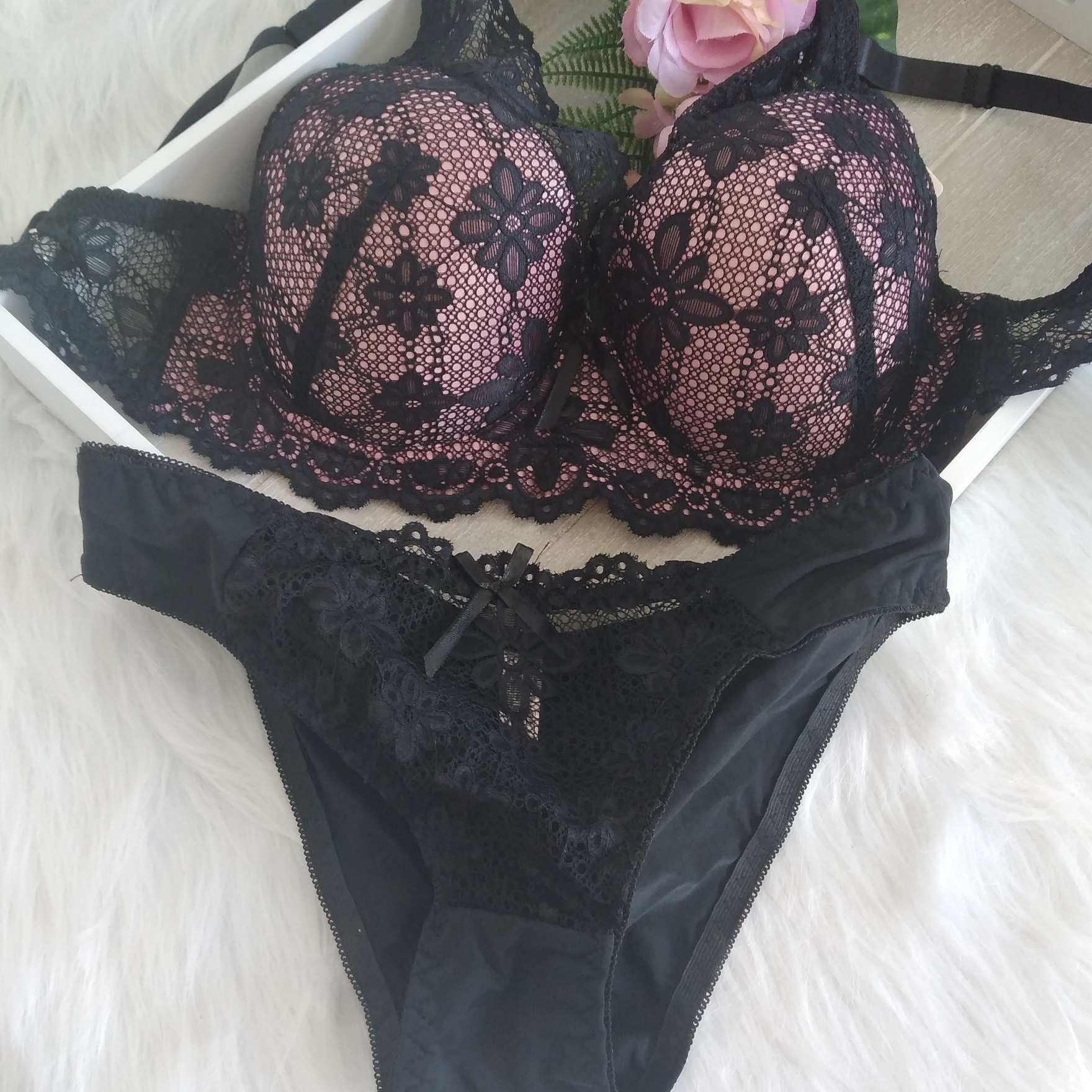 Mapalé Ensemble Sexy 2 Pièces Avec Soutien-gorge Ouvert Noir