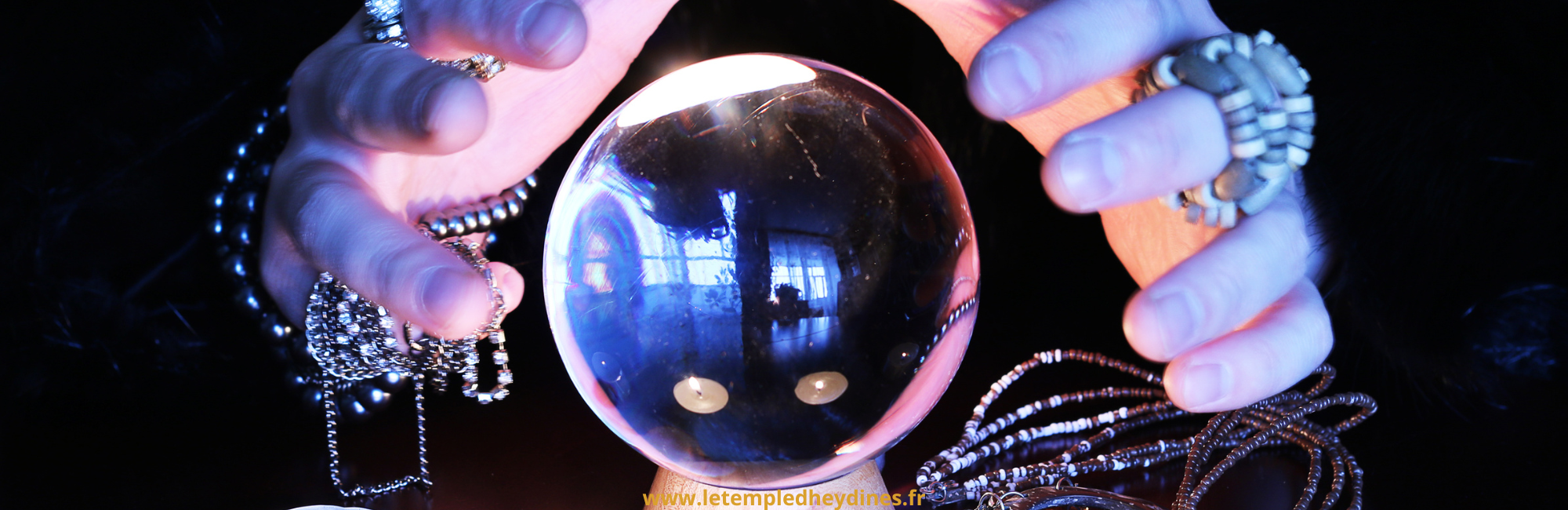 Histoire de la boule de cristal et conseils pratique pour l'utiliser