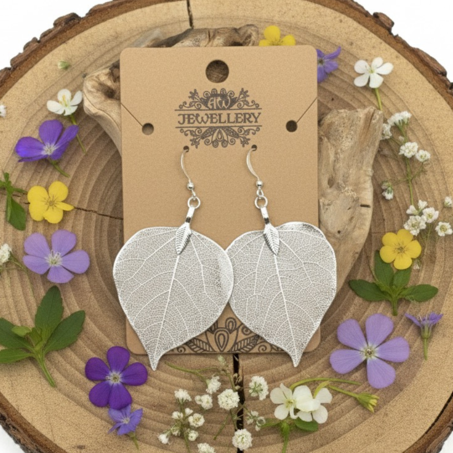 boucles-d-oreilles-forme-coeur-couleur-argente-boutique-esoterique-en-ligne-le-temple-d-heydines