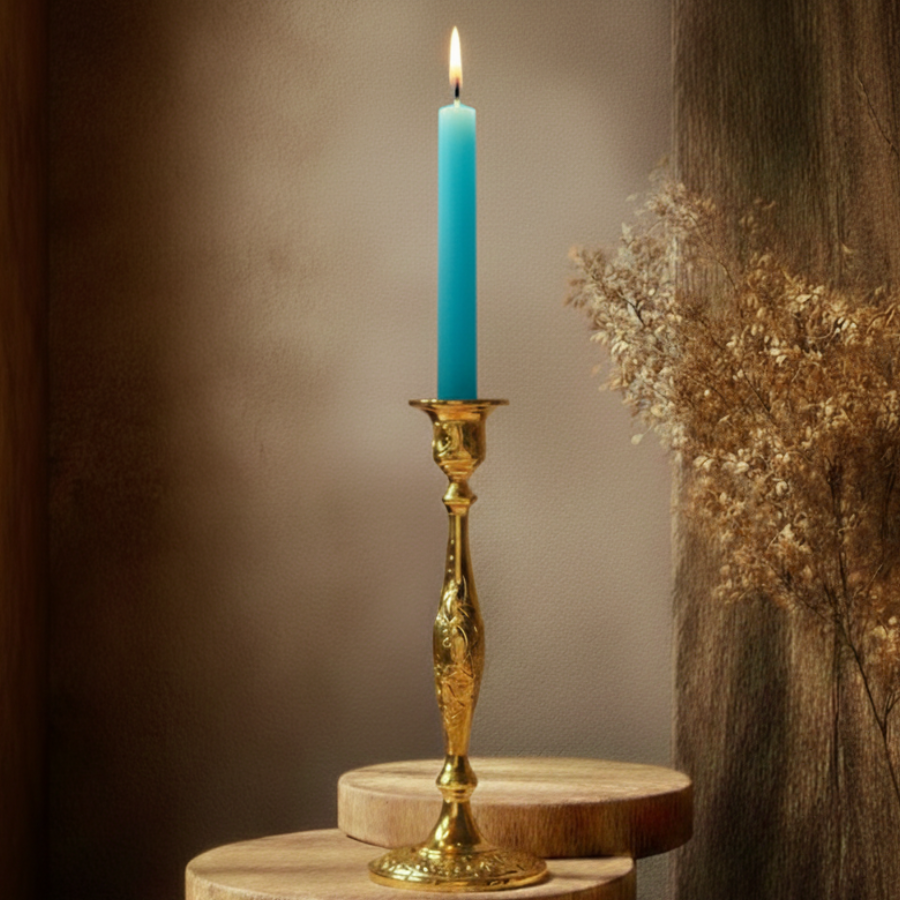 bougie-de-rituel-teintee-dans-la-masse-bleu-clair-bleu-ciel-20cm-boutique-esoterique-en-ligne-le-temple-d-heydines