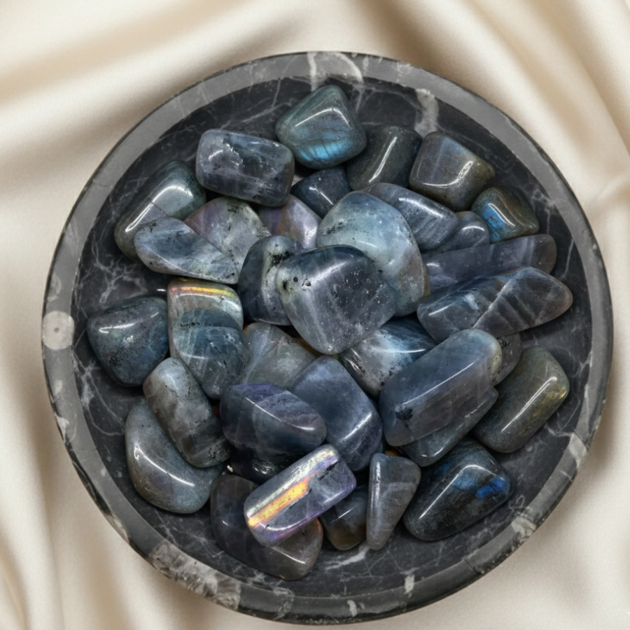 pierre-roulee-labradorite-arc-en-ciel-qualite-extra-2-a-3-centimetre-boutique-esoterique-en-ligne-le-temple-d-heydines