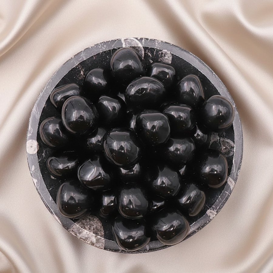 pierre-roulee-obsidienne-noire-2-a-3cm-qualite-A-boutique-esoterique-en-ligne-le-temple-d-heydines